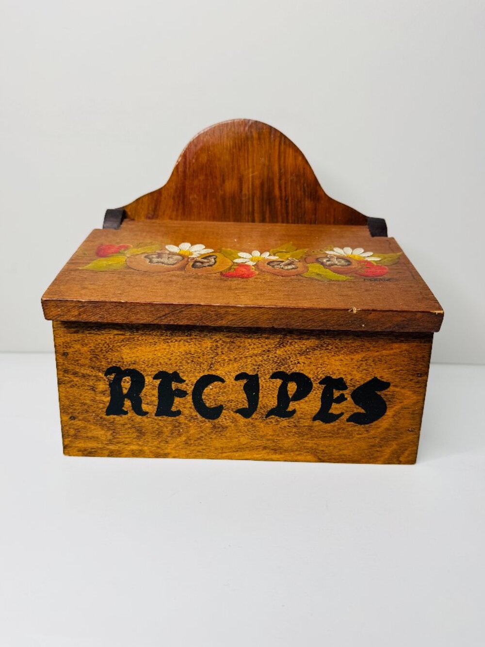 Vintage Wooden Recipe Box Gerrie Handpainted Mushrooms Strawberries Floral Flip
